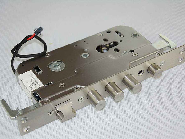 上甘岭24小时上门开锁公司